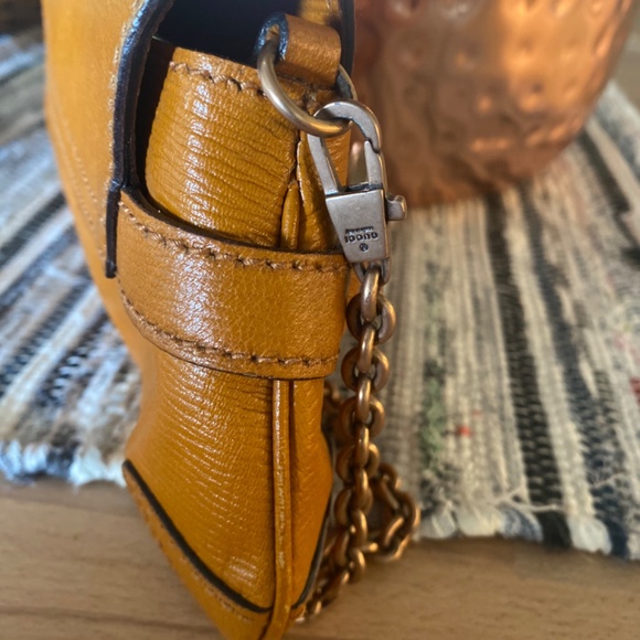 Authentic Gucci Horsebit Clutch - Picture 9 of 10